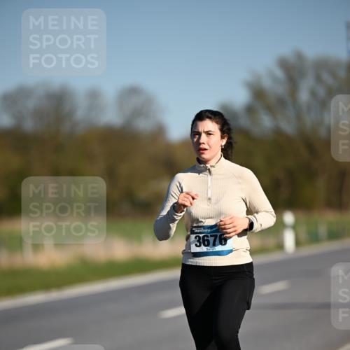 06.04.2025 - 44. Internationalen Wilhelmsburger Insellauf Dr. Thomas Lammeyer http://msf.ph/oto/7566783 06.04.2025 09:42:53 Laufen 3676 meine-sportfotos.de