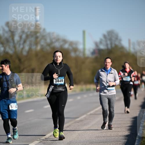 06.04.2025 - 44. Internationalen Wilhelmsburger Insellauf Dr. Thomas Lammeyer http://msf.ph/oto/7566839 06.04.2025 09:43:03 Laufen 5183, 3449 meine-sportfotos.de