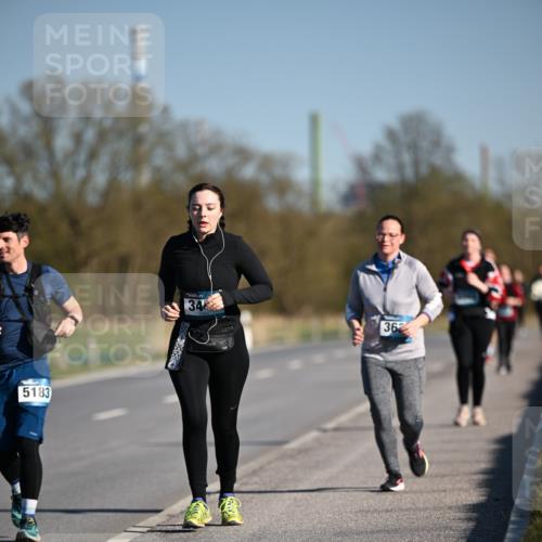 06.04.2025 - 44. Internationalen Wilhelmsburger Insellauf Dr. Thomas Lammeyer http://msf.ph/oto/7566844 06.04.2025 09:43:04 Laufen 5183, 34, 362 meine-sportfotos.de