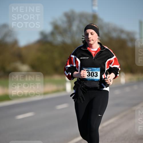 06.04.2025 - 44. Internationalen Wilhelmsburger Insellauf Dr. Thomas Lammeyer http://msf.ph/oto/7566916 06.04.2025 09:43:13 Laufen 303 meine-sportfotos.de