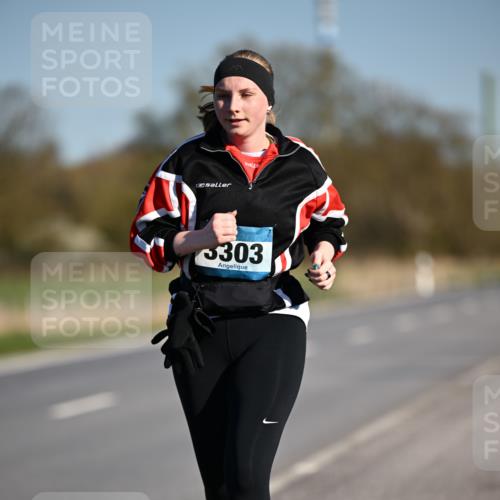 06.04.2025 - 44. Internationalen Wilhelmsburger Insellauf Dr. Thomas Lammeyer http://msf.ph/oto/7566929 06.04.2025 09:43:14 Laufen 303 meine-sportfotos.de