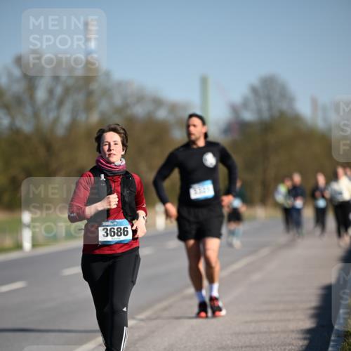 06.04.2025 - 44. Internationalen Wilhelmsburger Insellauf Dr. Thomas Lammeyer http://msf.ph/oto/7566953 06.04.2025 09:43:23 Laufen 3686 meine-sportfotos.de