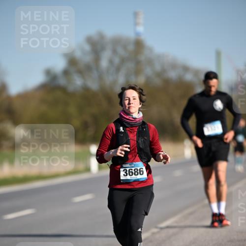 06.04.2025 - 44. Internationalen Wilhelmsburger Insellauf Dr. Thomas Lammeyer http://msf.ph/oto/7566969 06.04.2025 09:43:24 Laufen 3686 meine-sportfotos.de