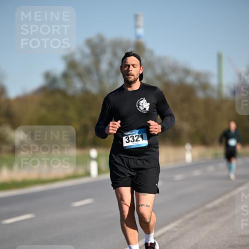06.04.2025 - 44. Internationalen Wilhelmsburger Insellauf Dr. Thomas Lammeyer http://msf.ph/oto/7566998 06.04.2025 09:43:27 Laufen 0004, 3321 meine-sportfotos.de