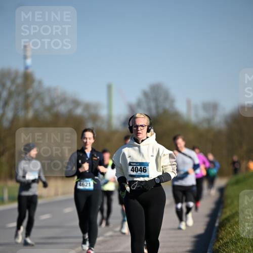 06.04.2025 - 44. Internationalen Wilhelmsburger Insellauf Dr. Thomas Lammeyer http://msf.ph/oto/7567049 06.04.2025 09:43:43 Laufen 4621, 4046 meine-sportfotos.de