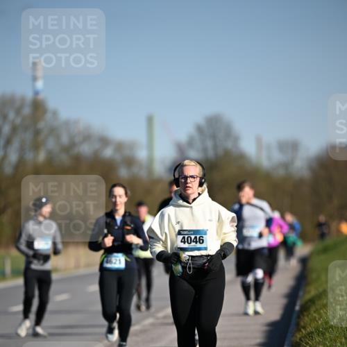 06.04.2025 - 44. Internationalen Wilhelmsburger Insellauf Dr. Thomas Lammeyer http://msf.ph/oto/7567051 06.04.2025 09:43:43 Laufen 4621, 4046 meine-sportfotos.de