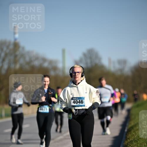 06.04.2025 - 44. Internationalen Wilhelmsburger Insellauf Dr. Thomas Lammeyer http://msf.ph/oto/7567064 06.04.2025 09:43:44 Laufen 4621, 4046 meine-sportfotos.de