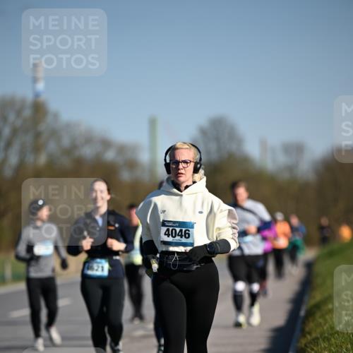 06.04.2025 - 44. Internationalen Wilhelmsburger Insellauf Dr. Thomas Lammeyer http://msf.ph/oto/7567073 06.04.2025 09:43:45 Laufen 4046 meine-sportfotos.de