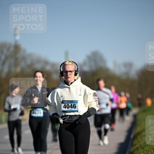 06.04.2025 - 44. Internationalen Wilhelmsburger Insellauf Dr. Thomas Lammeyer http://msf.ph/oto/7567082 06.04.2025 09:43:45 Laufen 4621, 4046 meine-sportfotos.de