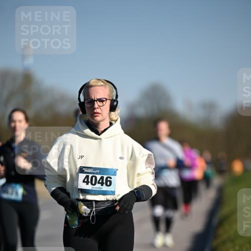 06.04.2025 - 44. Internationalen Wilhelmsburger Insellauf Dr. Thomas Lammeyer http://msf.ph/oto/7567117 06.04.2025 09:43:47 Laufen 4046 meine-sportfotos.de