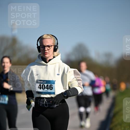 06.04.2025 - 44. Internationalen Wilhelmsburger Insellauf Dr. Thomas Lammeyer http://msf.ph/oto/7567119 06.04.2025 09:43:47 Laufen 4046 meine-sportfotos.de
