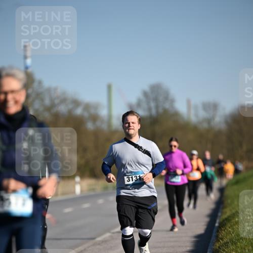 06.04.2025 - 44. Internationalen Wilhelmsburger Insellauf Dr. Thomas Lammeyer http://msf.ph/oto/7567125 06.04.2025 09:43:51 Laufen 3131 meine-sportfotos.de