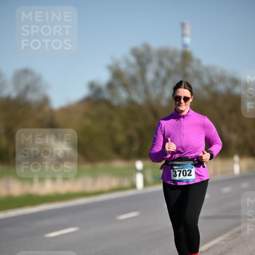 06.04.2025 - 44. Internationalen Wilhelmsburger Insellauf Dr. Thomas Lammeyer http://msf.ph/oto/7567174 06.04.2025 09:43:59 Laufen 3702 meine-sportfotos.de