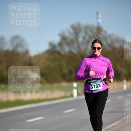 06.04.2025 - 44. Internationalen Wilhelmsburger Insellauf Dr. Thomas Lammeyer http://msf.ph/oto/7567177 06.04.2025 09:43:59 Laufen 3702 meine-sportfotos.de