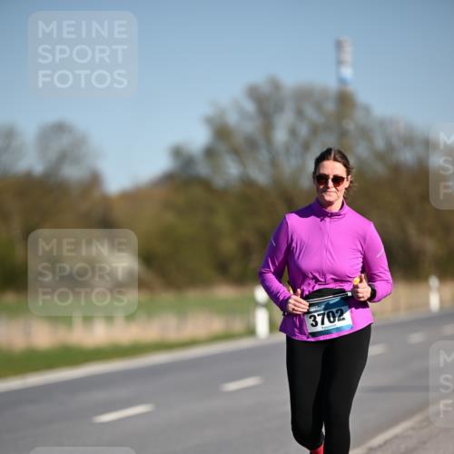 06.04.2025 - 44. Internationalen Wilhelmsburger Insellauf Dr. Thomas Lammeyer http://msf.ph/oto/7567179 06.04.2025 09:43:59 Laufen 3702 meine-sportfotos.de