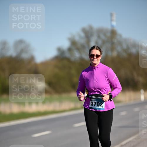 06.04.2025 - 44. Internationalen Wilhelmsburger Insellauf Dr. Thomas Lammeyer http://msf.ph/oto/7567186 06.04.2025 09:44:00 Laufen 3702 meine-sportfotos.de