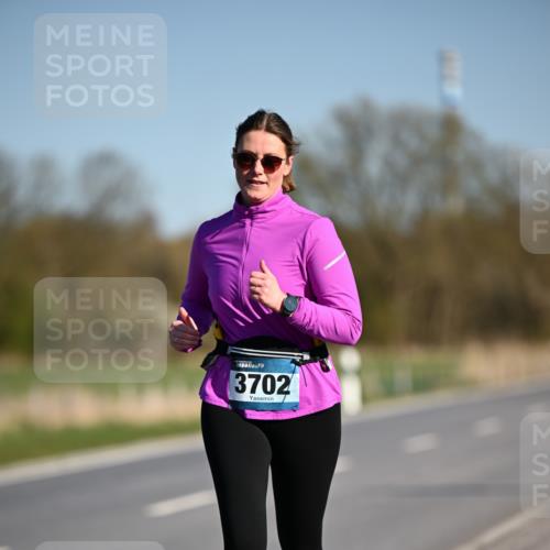 06.04.2025 - 44. Internationalen Wilhelmsburger Insellauf Dr. Thomas Lammeyer http://msf.ph/oto/7567211 06.04.2025 09:44:01 Laufen 3702 meine-sportfotos.de
