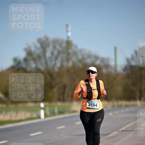 06.04.2025 - 44. Internationalen Wilhelmsburger Insellauf Dr. Thomas Lammeyer http://msf.ph/oto/7567213 06.04.2025 09:44:07 Laufen 3554 meine-sportfotos.de