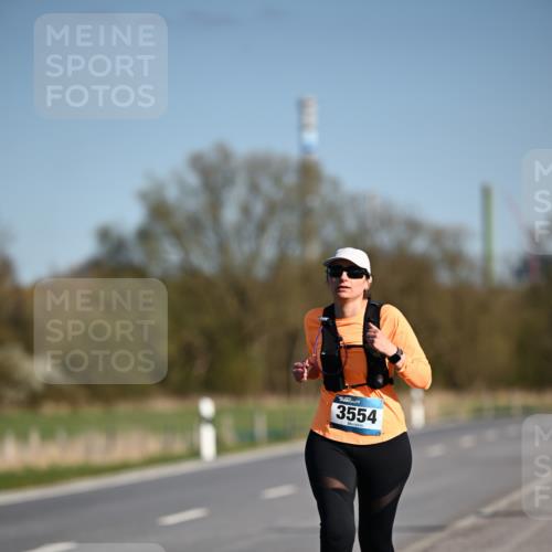 06.04.2025 - 44. Internationalen Wilhelmsburger Insellauf Dr. Thomas Lammeyer http://msf.ph/oto/7567232 06.04.2025 09:44:08 Laufen 3554 meine-sportfotos.de