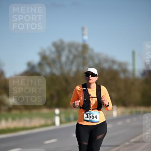 06.04.2025 - 44. Internationalen Wilhelmsburger Insellauf Dr. Thomas Lammeyer http://msf.ph/oto/7567242 06.04.2025 09:44:08 Laufen 3554 meine-sportfotos.de