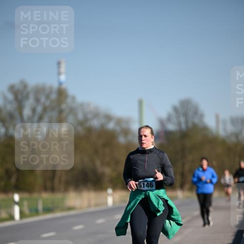 06.04.2025 - 44. Internationalen Wilhelmsburger Insellauf Dr. Thomas Lammeyer http://msf.ph/oto/7567263 06.04.2025 09:44:14 Laufen 5146 meine-sportfotos.de
