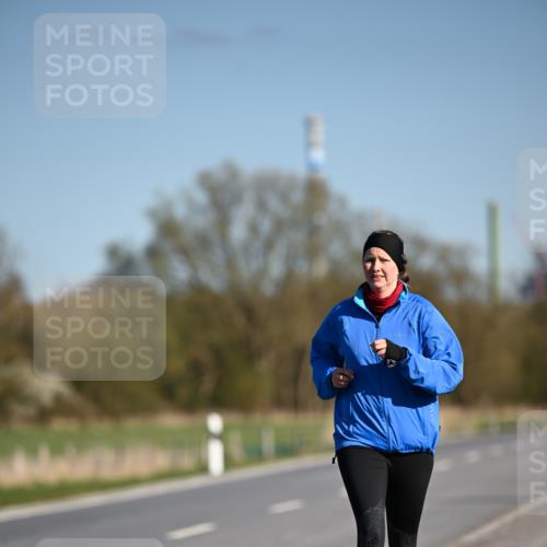 06.04.2025 - 44. Internationalen Wilhelmsburger Insellauf Dr. Thomas Lammeyer http://msf.ph/oto/7567326 06.04.2025 09:44:27 Laufen  meine-sportfotos.de