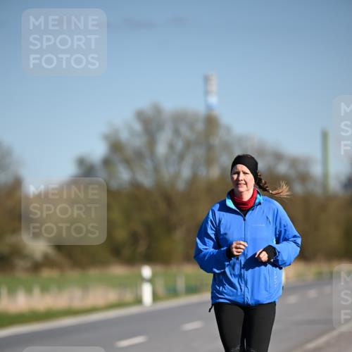 06.04.2025 - 44. Internationalen Wilhelmsburger Insellauf Dr. Thomas Lammeyer http://msf.ph/oto/7567331 06.04.2025 09:44:27 Laufen  meine-sportfotos.de