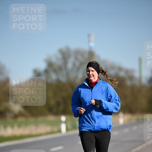 06.04.2025 - 44. Internationalen Wilhelmsburger Insellauf Dr. Thomas Lammeyer http://msf.ph/oto/7567343 06.04.2025 09:44:28 Laufen  meine-sportfotos.de