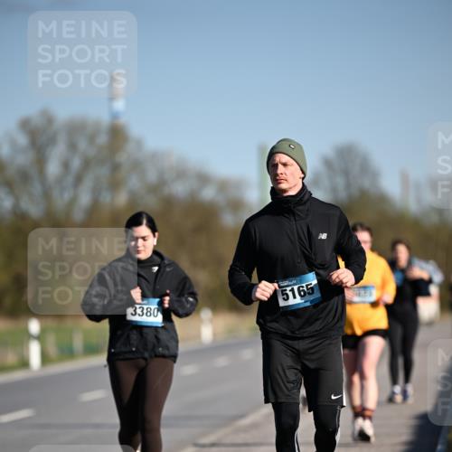 06.04.2025 - 44. Internationalen Wilhelmsburger Insellauf Dr. Thomas Lammeyer http://msf.ph/oto/7567401 06.04.2025 09:44:41 Laufen 3380, 5165 meine-sportfotos.de