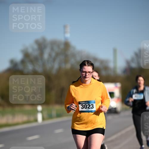 06.04.2025 - 44. Internationalen Wilhelmsburger Insellauf Dr. Thomas Lammeyer http://msf.ph/oto/7567458 06.04.2025 09:44:47 Laufen 3023 meine-sportfotos.de