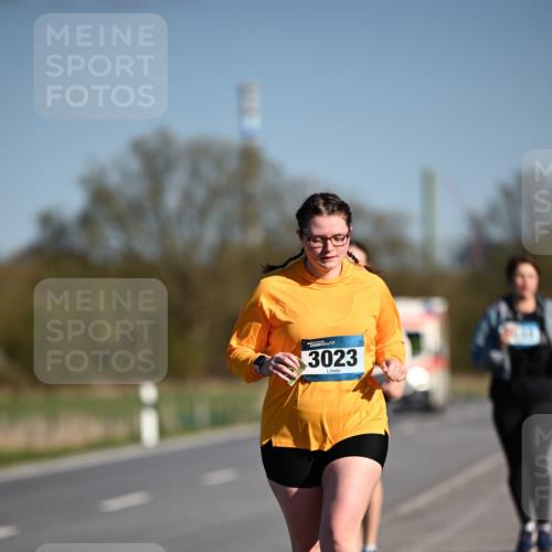 06.04.2025 - 44. Internationalen Wilhelmsburger Insellauf Dr. Thomas Lammeyer http://msf.ph/oto/7567460 06.04.2025 09:44:47 Laufen 3023 meine-sportfotos.de