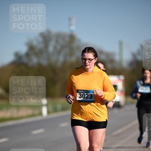 06.04.2025 - 44. Internationalen Wilhelmsburger Insellauf Dr. Thomas Lammeyer http://msf.ph/oto/7567465 06.04.2025 09:44:47 Laufen 3023 meine-sportfotos.de