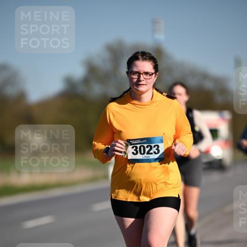 06.04.2025 - 44. Internationalen Wilhelmsburger Insellauf Dr. Thomas Lammeyer http://msf.ph/oto/7567484 06.04.2025 09:44:49 Laufen 3023 meine-sportfotos.de