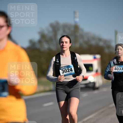 06.04.2025 - 44. Internationalen Wilhelmsburger Insellauf Dr. Thomas Lammeyer http://msf.ph/oto/7567502 06.04.2025 09:44:50 Laufen 3024, 4033 meine-sportfotos.de