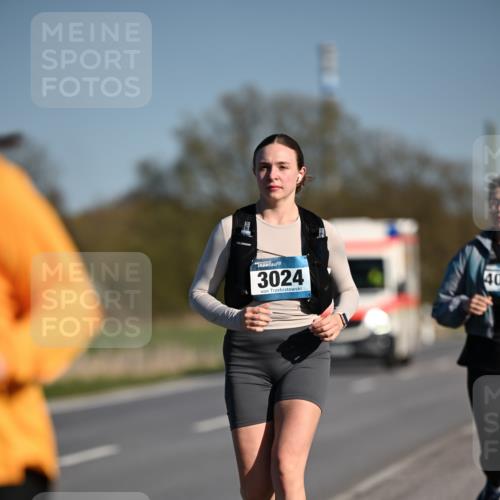 06.04.2025 - 44. Internationalen Wilhelmsburger Insellauf Dr. Thomas Lammeyer http://msf.ph/oto/7567506 06.04.2025 09:44:51 Laufen 3024, 40 meine-sportfotos.de