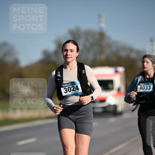 06.04.2025 - 44. Internationalen Wilhelmsburger Insellauf Dr. Thomas Lammeyer http://msf.ph/oto/7567514 06.04.2025 09:44:51 Laufen 3024, 4033 meine-sportfotos.de