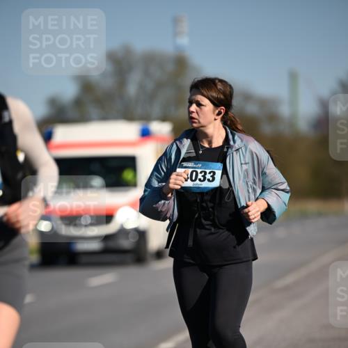 06.04.2025 - 44. Internationalen Wilhelmsburger Insellauf Dr. Thomas Lammeyer http://msf.ph/oto/7567526 06.04.2025 09:44:53 Laufen 033 meine-sportfotos.de