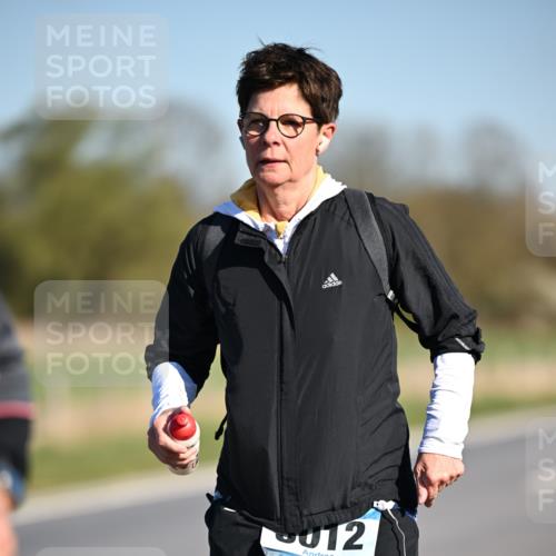 06.04.2025 - 44. Internationalen Wilhelmsburger Insellauf Dr. Thomas Lammeyer http://msf.ph/oto/7567629 06.04.2025 09:45:20 Laufen 012 meine-sportfotos.de