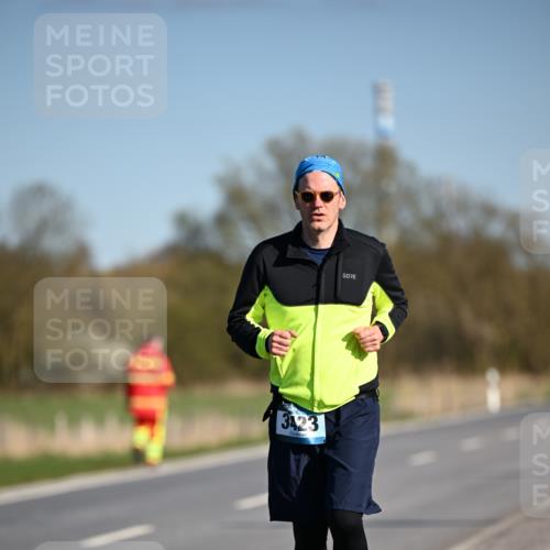 06.04.2025 - 44. Internationalen Wilhelmsburger Insellauf Dr. Thomas Lammeyer http://msf.ph/oto/7567648 06.04.2025 09:46:05 Laufen 3123 meine-sportfotos.de
