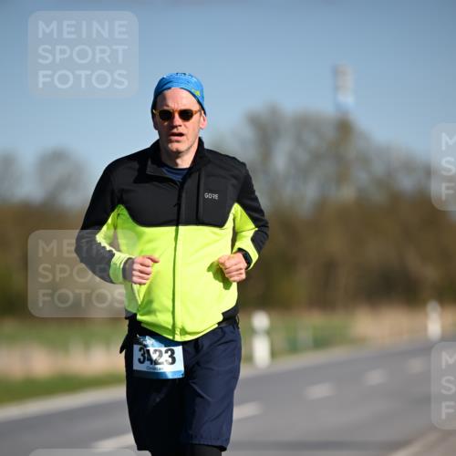 06.04.2025 - 44. Internationalen Wilhelmsburger Insellauf Dr. Thomas Lammeyer http://msf.ph/oto/7567677 06.04.2025 09:46:06 Laufen 3423 meine-sportfotos.de