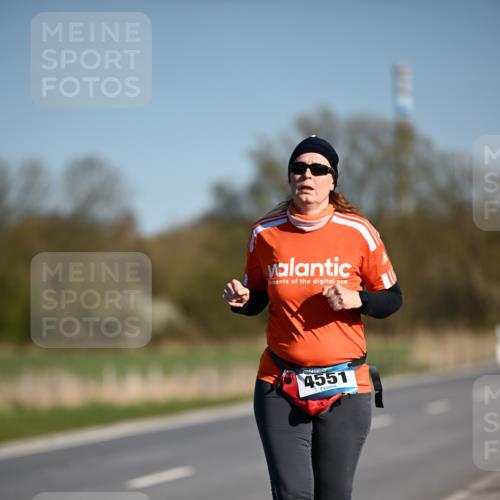 06.04.2025 - 44. Internationalen Wilhelmsburger Insellauf Dr. Thomas Lammeyer http://msf.ph/oto/7567710 06.04.2025 09:46:14 Laufen 4551 meine-sportfotos.de