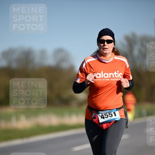06.04.2025 - 44. Internationalen Wilhelmsburger Insellauf Dr. Thomas Lammeyer http://msf.ph/oto/7567728 06.04.2025 09:46:15 Laufen 4551 meine-sportfotos.de