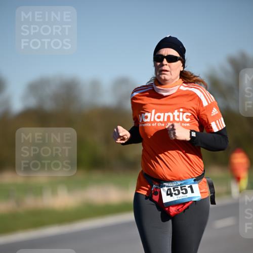 06.04.2025 - 44. Internationalen Wilhelmsburger Insellauf Dr. Thomas Lammeyer http://msf.ph/oto/7567737 06.04.2025 09:46:16 Laufen 4551 meine-sportfotos.de