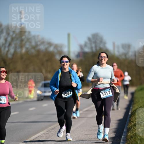 06.04.2025 - 44. Internationalen Wilhelmsburger Insellauf Dr. Thomas Lammeyer http://msf.ph/oto/7567810 06.04.2025 09:46:57 Laufen 309, 3367, 4317 meine-sportfotos.de