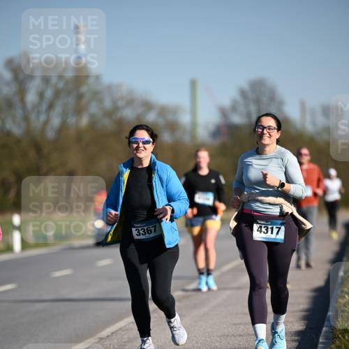 06.04.2025 - 44. Internationalen Wilhelmsburger Insellauf Dr. Thomas Lammeyer http://msf.ph/oto/7567824 06.04.2025 09:46:58 Laufen 3367, 4317 meine-sportfotos.de