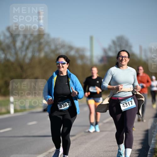 06.04.2025 - 44. Internationalen Wilhelmsburger Insellauf Dr. Thomas Lammeyer http://msf.ph/oto/7567832 06.04.2025 09:46:59 Laufen 3367, 4317 meine-sportfotos.de