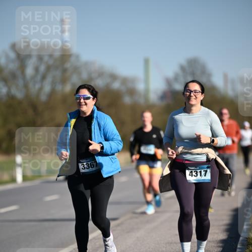 06.04.2025 - 44. Internationalen Wilhelmsburger Insellauf Dr. Thomas Lammeyer http://msf.ph/oto/7567837 06.04.2025 09:46:59 Laufen 3367, 4317 meine-sportfotos.de