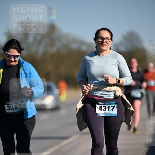 06.04.2025 - 44. Internationalen Wilhelmsburger Insellauf Dr. Thomas Lammeyer http://msf.ph/oto/7567868 06.04.2025 09:47:01 Laufen 3367, 4317 meine-sportfotos.de