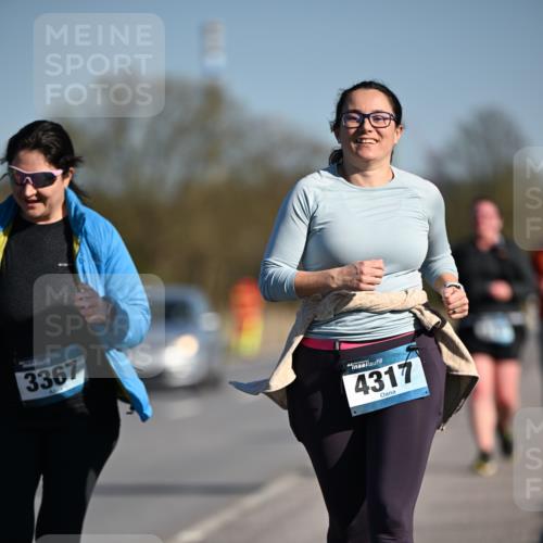 06.04.2025 - 44. Internationalen Wilhelmsburger Insellauf Dr. Thomas Lammeyer http://msf.ph/oto/7567876 06.04.2025 09:47:02 Laufen 3367, 4317 meine-sportfotos.de