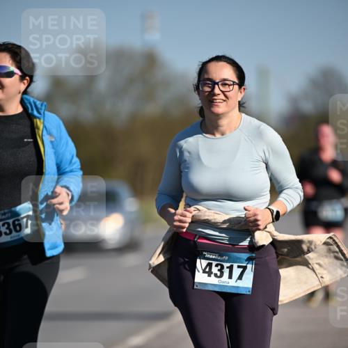 06.04.2025 - 44. Internationalen Wilhelmsburger Insellauf Dr. Thomas Lammeyer http://msf.ph/oto/7567885 06.04.2025 09:47:02 Laufen 3367, 4317 meine-sportfotos.de